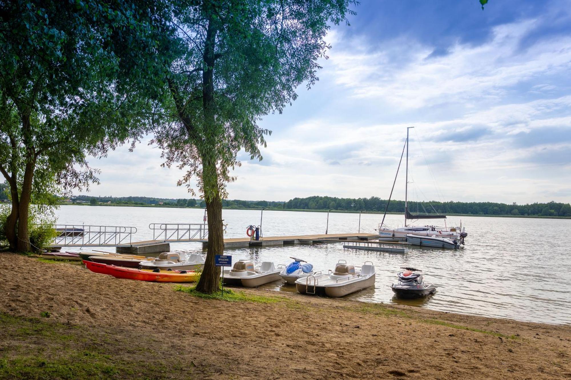 Отель Beztroska Zatoka - Osrodek Wypoczynkowy Polajewo Экстерьер фото