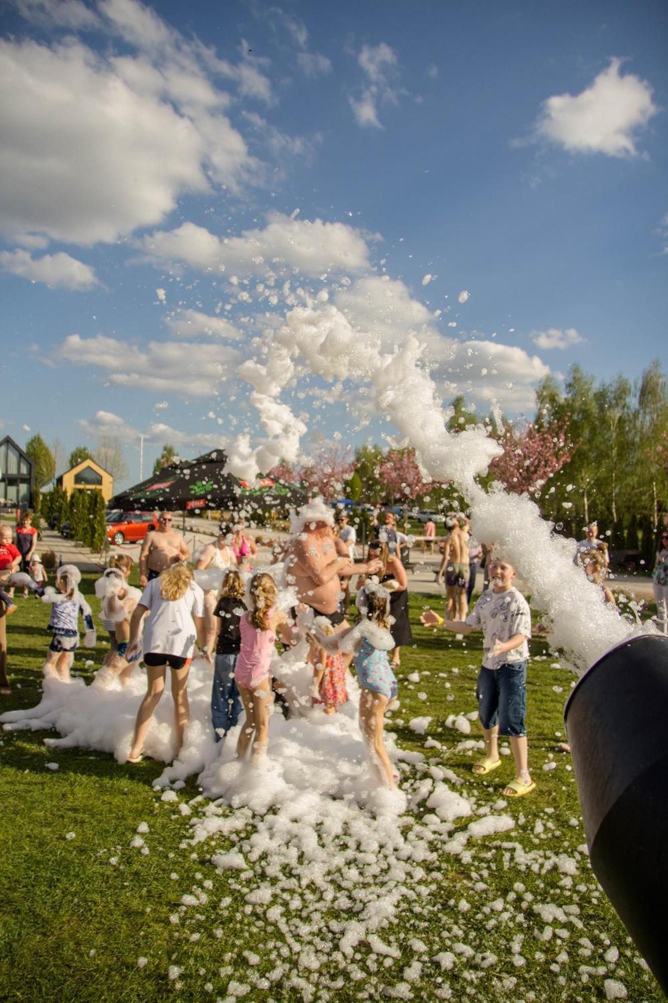 Отель Beztroska Zatoka - Osrodek Wypoczynkowy Polajewo Экстерьер фото
